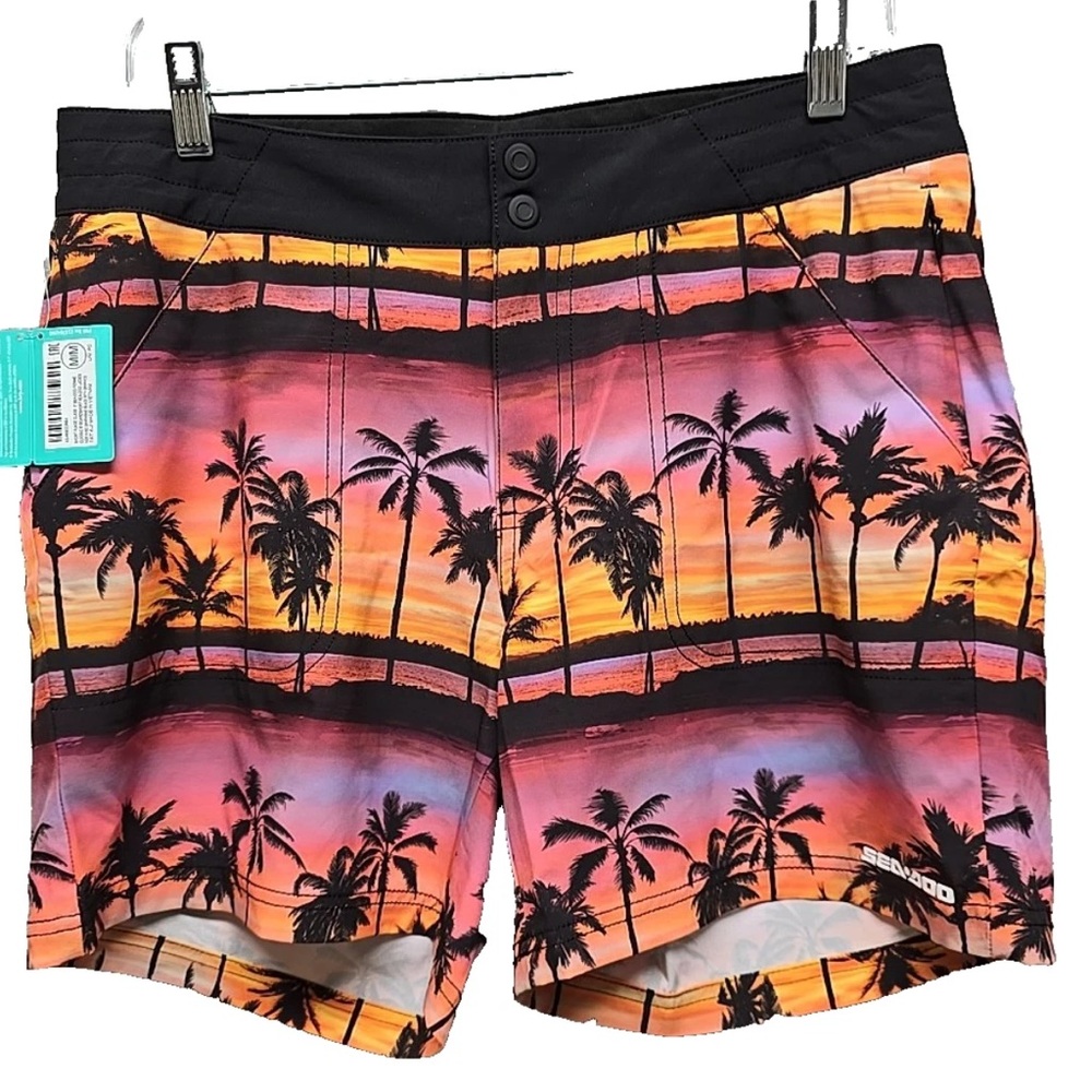 NWT‎ Women’s Sea-Doo Classic 6” Boardshorts - Sunset Palm Trees Med